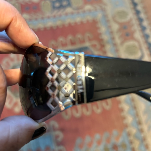 Versace sunglasses from the 2000’s. - Picture 4 of 5